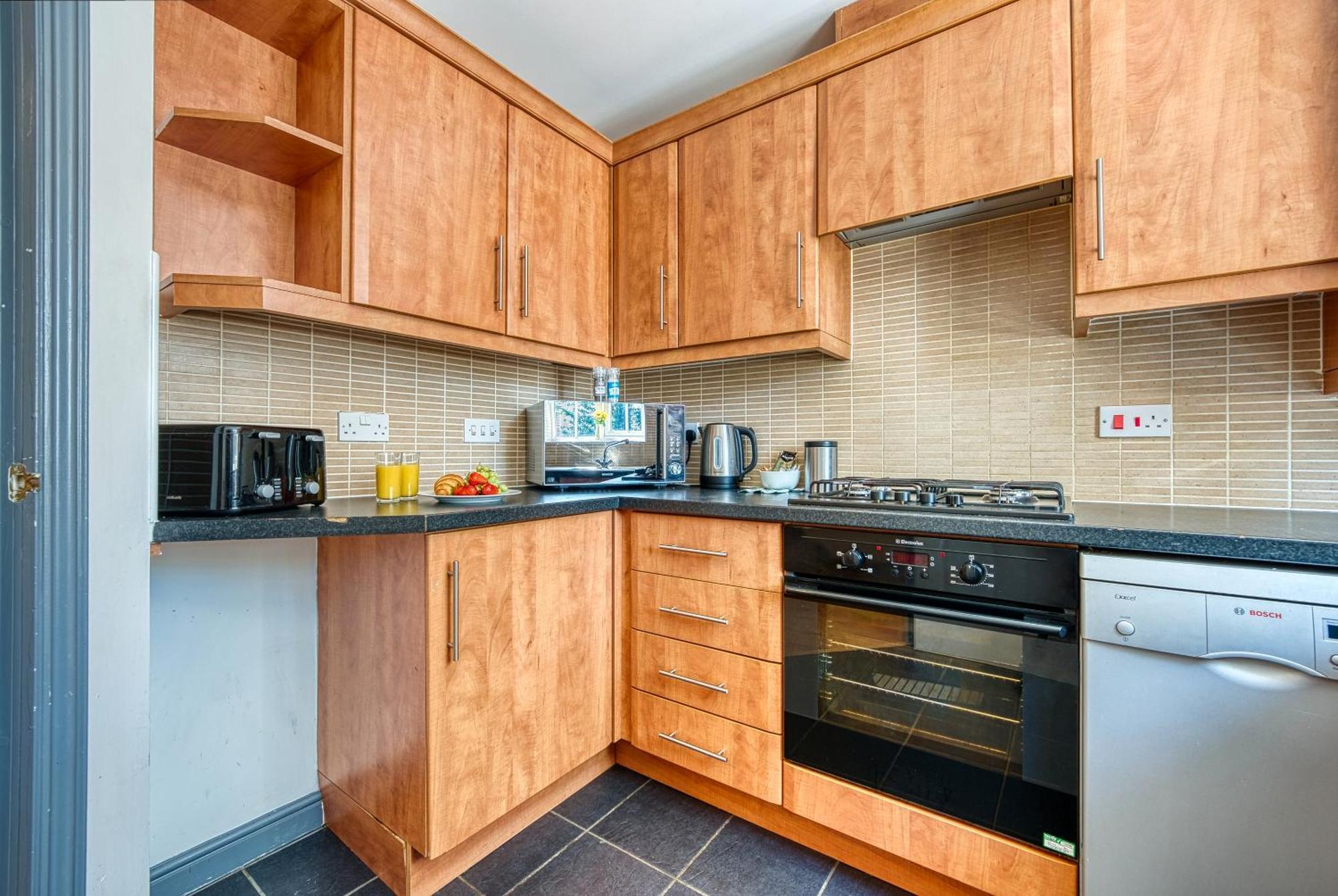 Nec Exhibitor Home, Stay Near Birmingham Airport Экстерьер фото